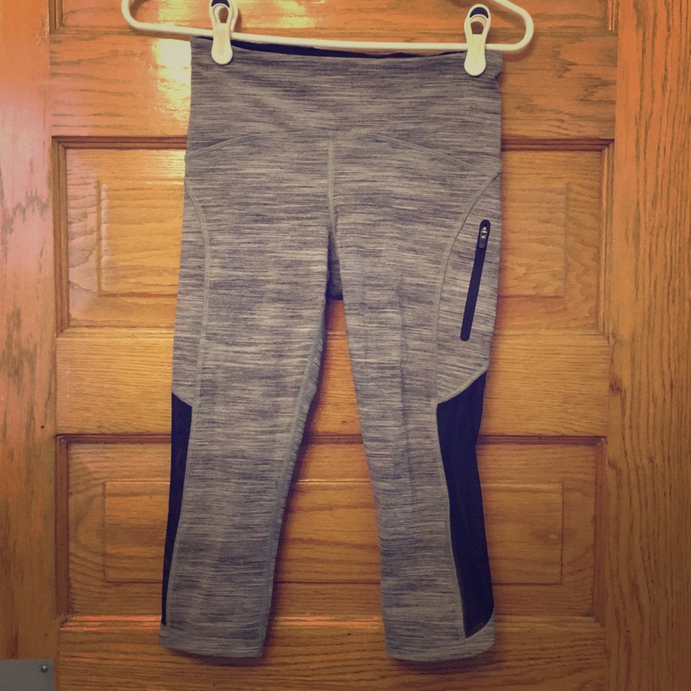 Lululemon Crop **mesh detail**